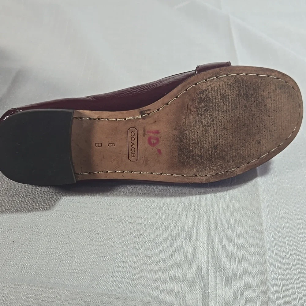 Coach Womens Signature Eloise Burgundy Red  Loafers  Flats 6B